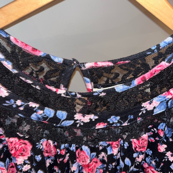 FADED GLORY Women’s Floral Lace Black Pink Blue Flowy Office Career Top - XL - Picture 2 of 7
